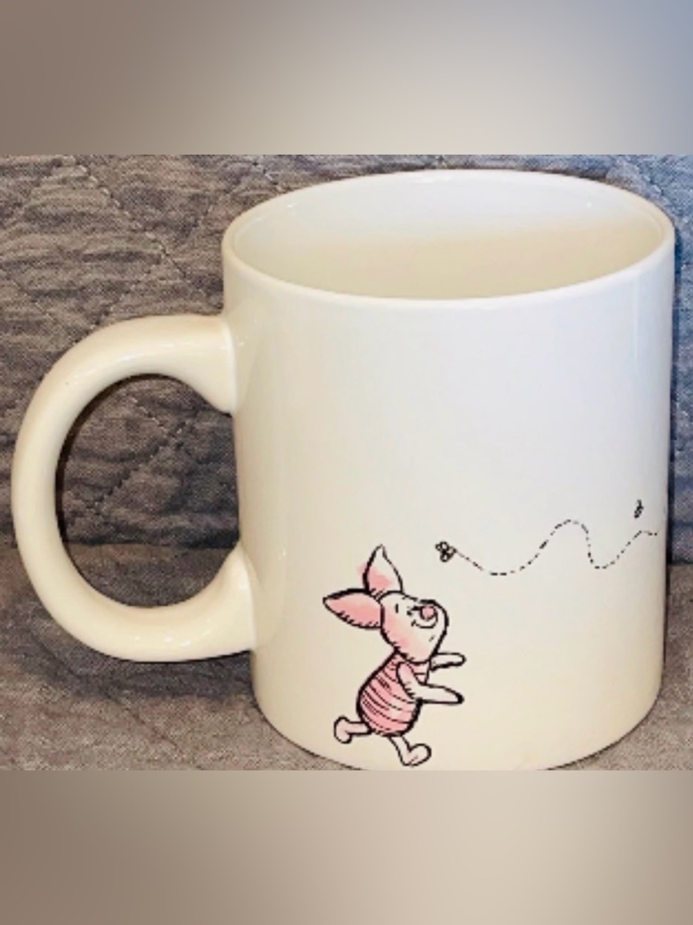 Disney Winnie the Pooh Ceramic Mug Cream 20oz Piglet Honey Bee Silver Buffalo - Picture 3 of 4